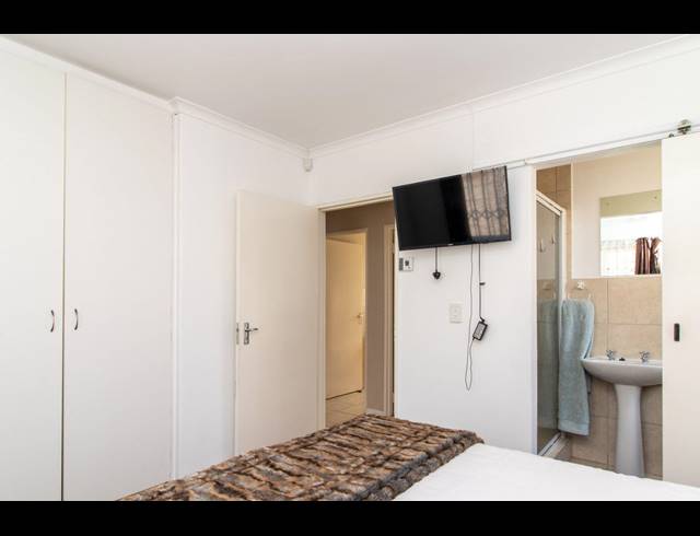 3 BEDROOM TOWNHOUSE FOR SALE IN VIKING VILLAGE